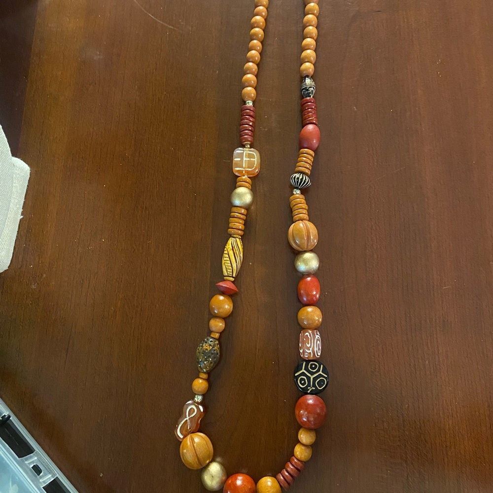 Handcrafted Multicolor Beaded Necklace - Picture 3 of 5